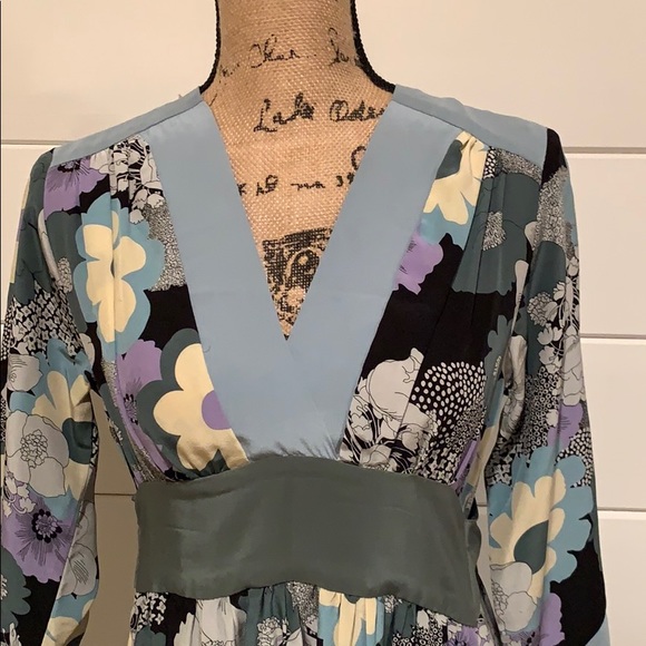 Floral Dress - Picture 2 of 4